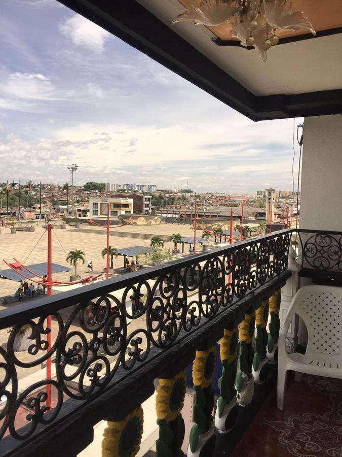 Hotel Confort Cuba Pereira Bagian luar foto